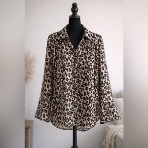 Funhouse Eleven Womens Size L Leopard Print Blouse Boho Casual Chic Romantic